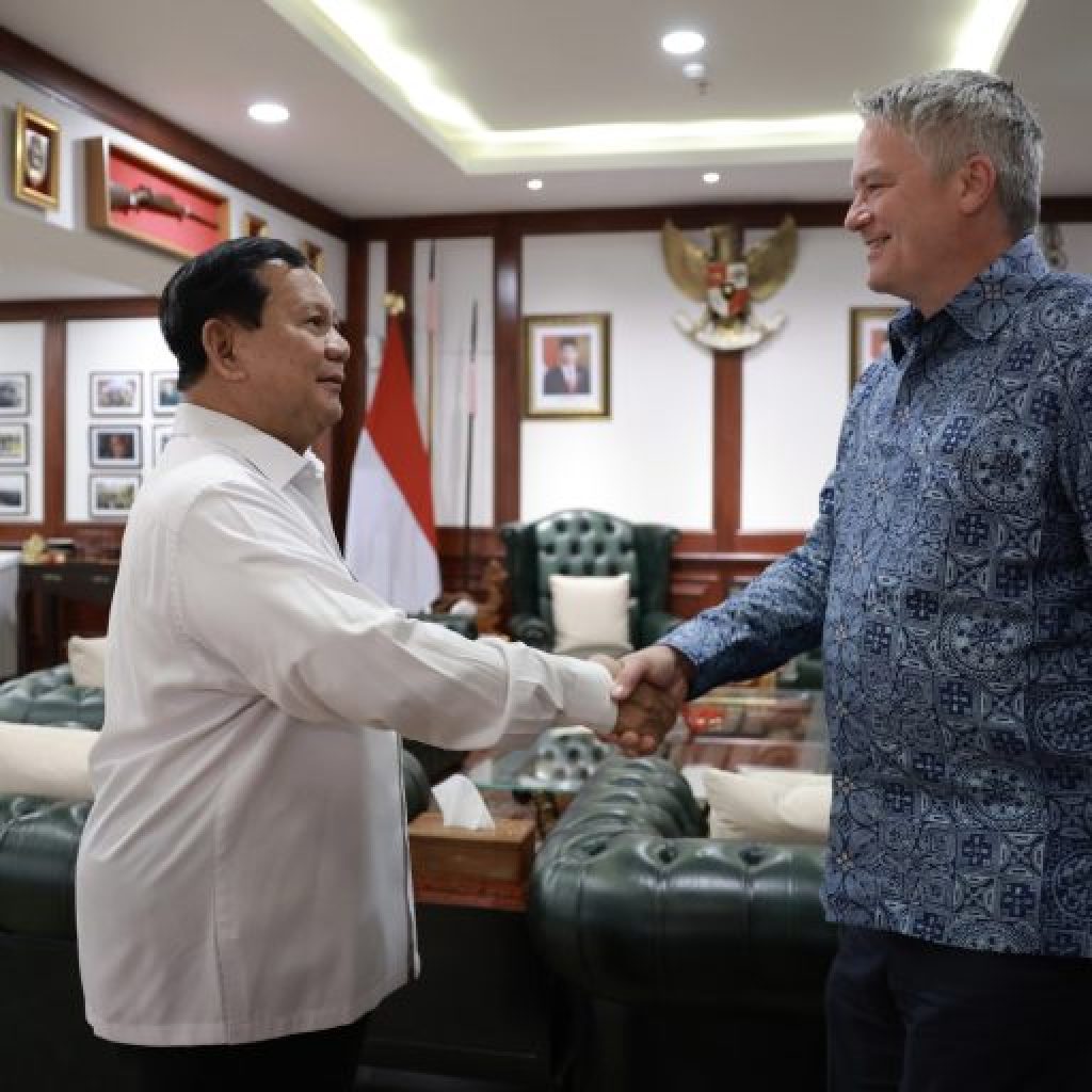 Sekjen OECD, Mathias Cormann temui Menhan Prabowo Subianto. Foto: Laman Kemhan RI