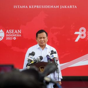 Temui Presiden Jokowi di Istana, Prabowo Dapat Tugas untuk Hadiri KTT di Yordania Bahas soal Gaza