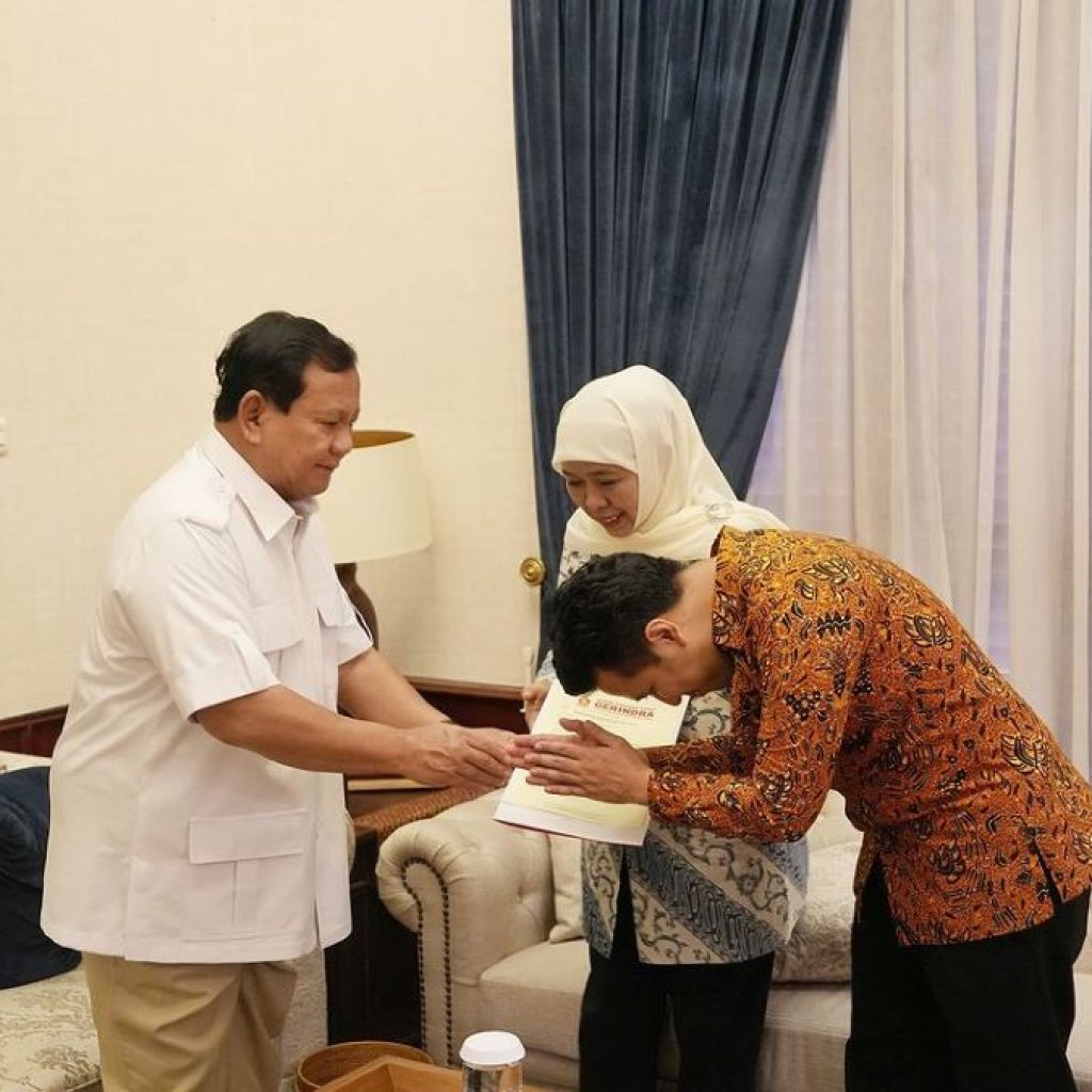 TUTURPEDIA - Resmi! Prabowo Usung Khofifah dan Emil Dardak Maju Pilgub Jatim 2024