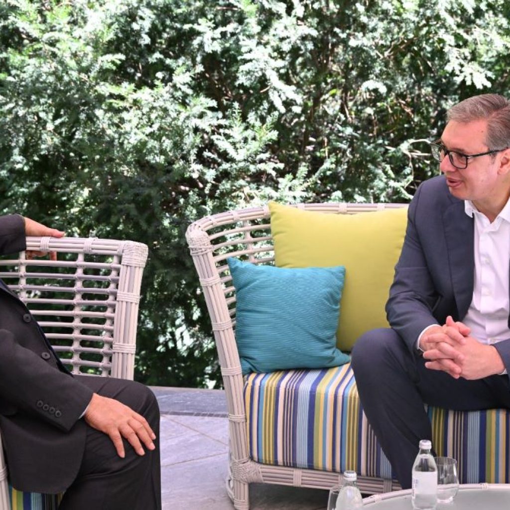 Prabowo bertemu Presiden Serbia Aleksandar Vucic, Senin (29/7/2024). Foto: Istimewa