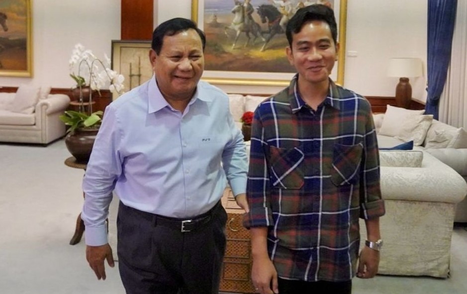 Gibran Rakabuming beri respons terkait usulan program makan siang gratis pakai dana BOS. Foto: instagram.com/prabowo