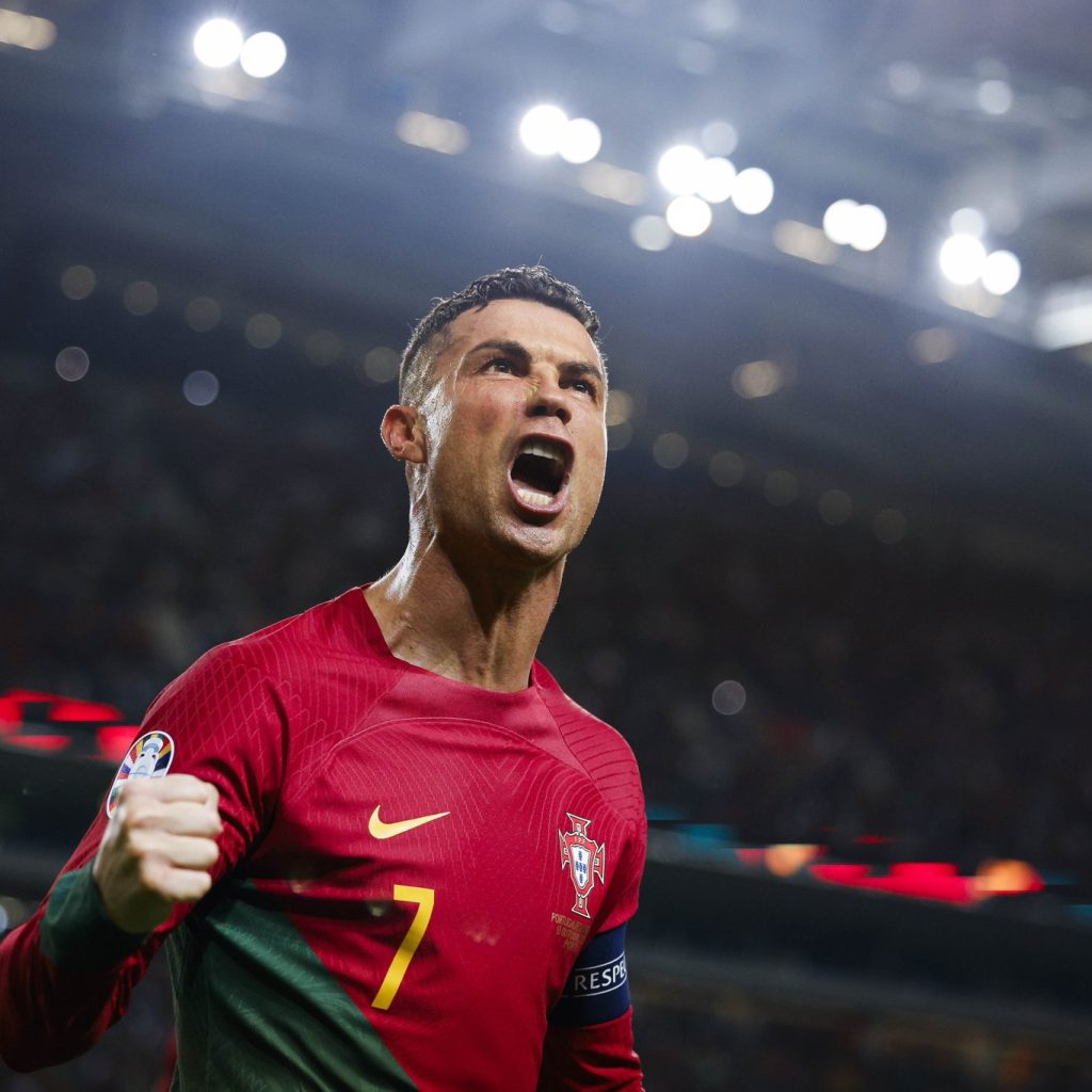 Promosikan NFT Binance, Ronaldo terancam denda Rp15 M. Foto: x.com/Cristiano