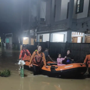 Hujan Lebat di Bogor Sebabkan Banjir dan Tanah Longsor di Beberapa Titik, Ratusan Warga Mengungsi