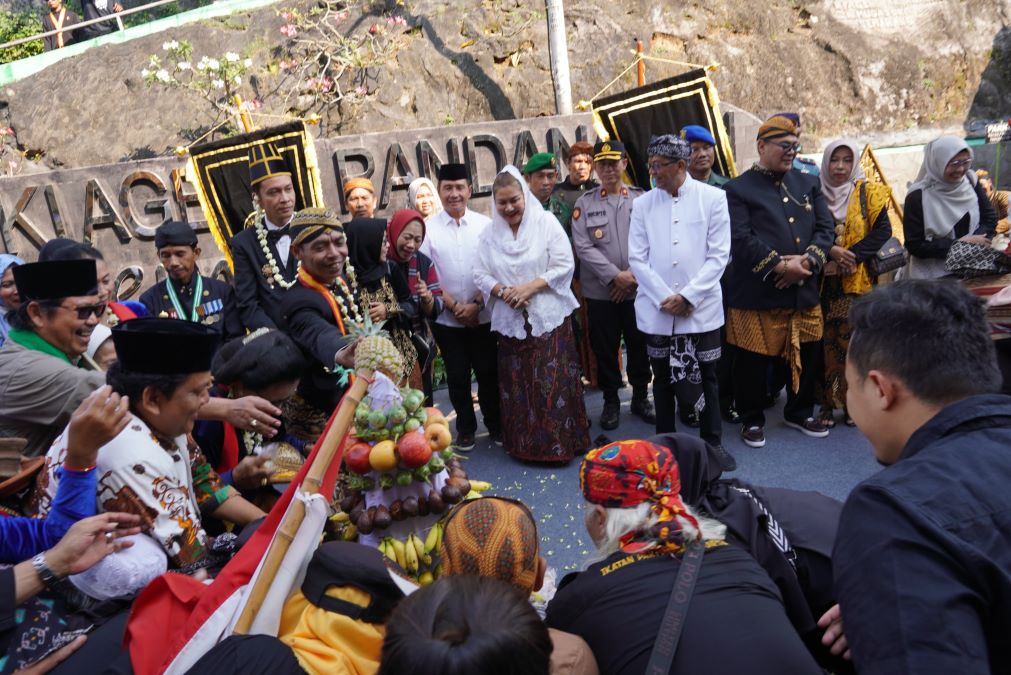 Prosesi Kirab Budaya Ki Ageng Pandanaran. Foto: Dok. Pemkot Semarang