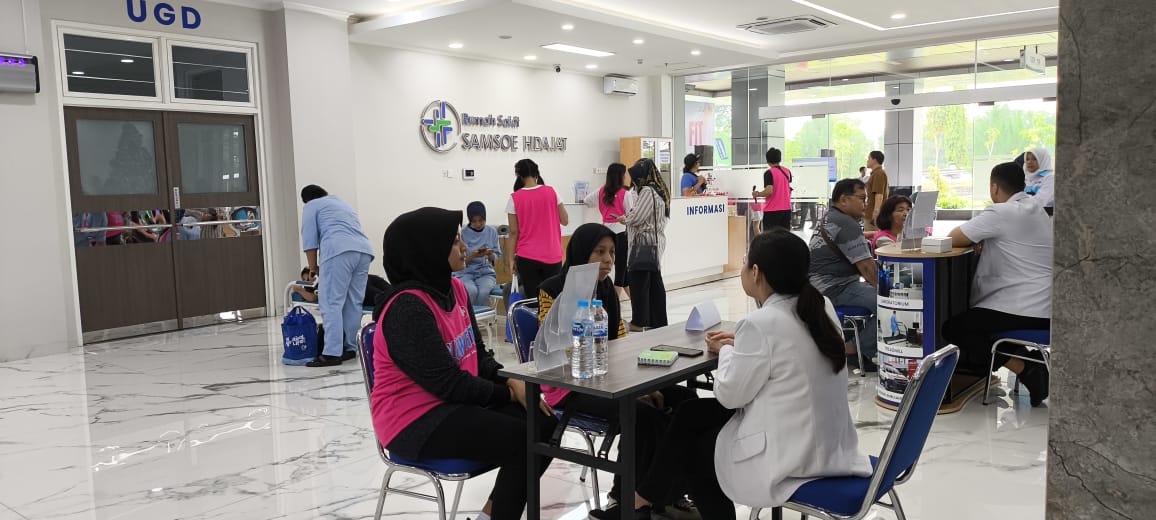 Animo masyarakat mengikuti konsultasi gratis di RS Samsoe Hidajat. Foto: Dok. Alan Henry