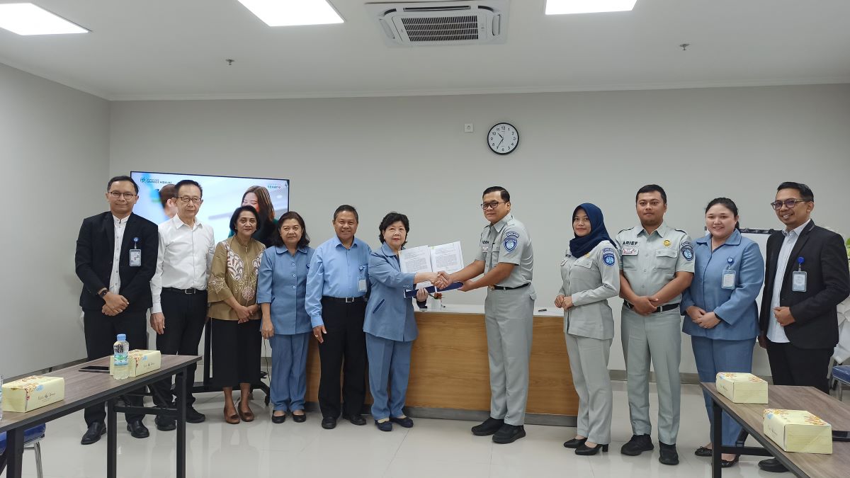 RS Samsoe Hidajat Kota Semarang dan Jasa Raharja lakukan penandatanganan kerja sama. Foto: Dok. Alan Henry