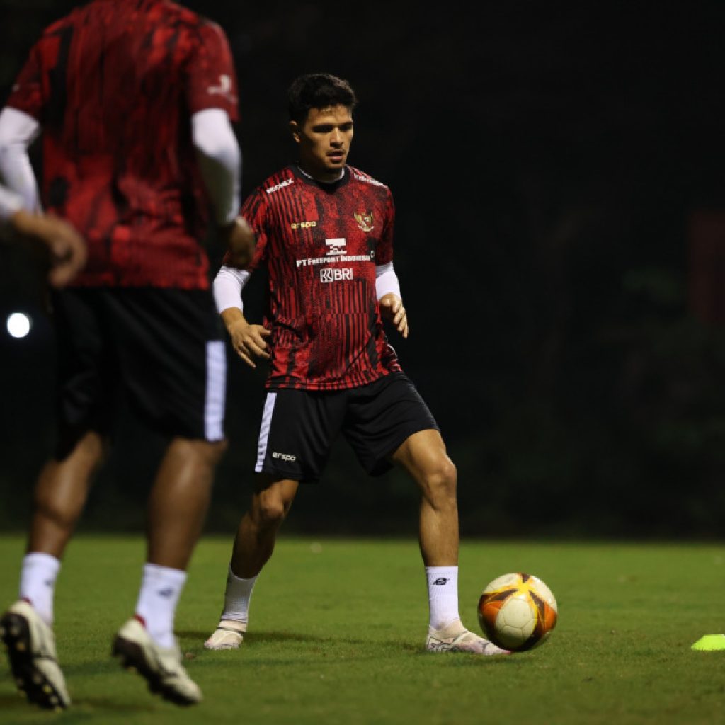 Ragnar Oratmangoen dan Thom Haye kemungkinan debut di Kualifikasi Piala Dunia 2026 saat Indonesia vs Vietnam. Foto: Laman PSSI