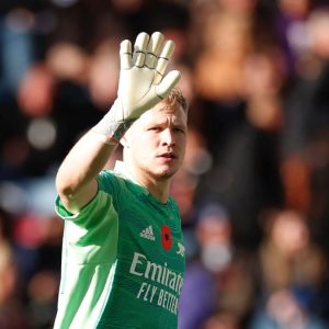 Tak Ada Sakit Hati, Ramsdale Tegaskan Hubungannya dengan Arteta Tetap Baik