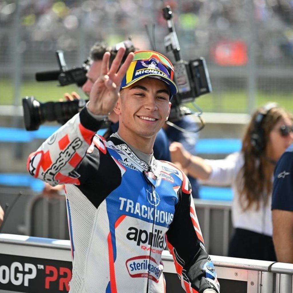 Raul Fernandez resmi perpanjang kontrak dengan Trackhouse Racing. Foto: instagram.com/raulfernandez_25