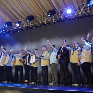 Relawan PRIDE Raih Penghargaan MURI sebagai Pionir Relawan Politik yang Adopsi Teknologi AI