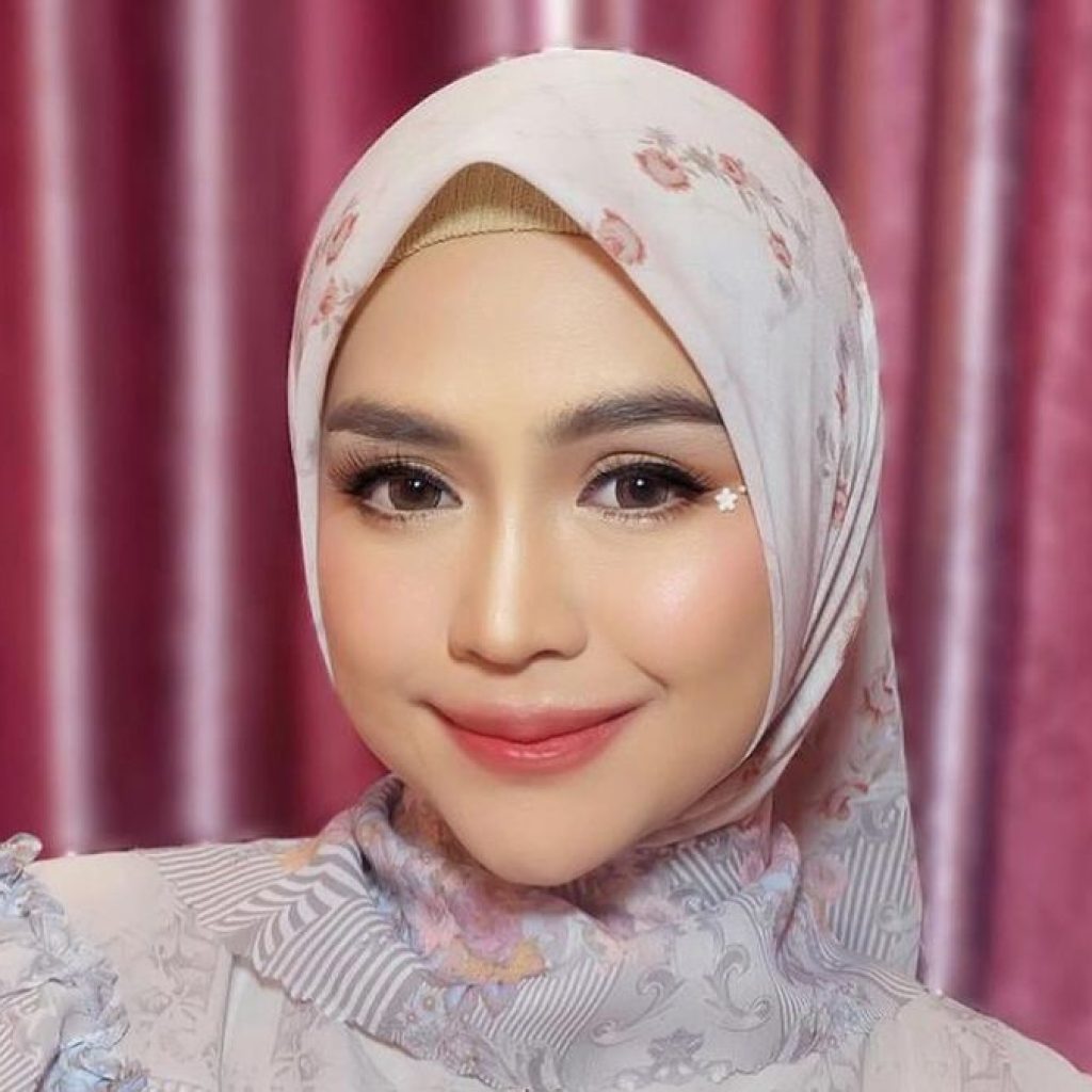 TUTURPEDIA - Surat Cerai Bocor! Ria Ricis Nyaris Berpikir Operasi Implan Bagian Ini Demi Teuku Ryan