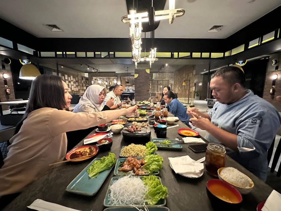 Rooms Inc Semarang hadirkan promo spesial berupa steamboat. Foto: Dok. Rooms Inc Semarang