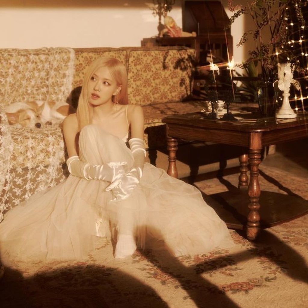 TUTURPEDIA - Rosé BLACKPINK Resmi Bergabung ke The Black Label, Ini Pernyataan Agensi!