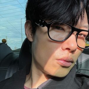 Pihak Agensi Benarkan Rumor Hubungan Ryu Jun Yeol dan Han So Hee