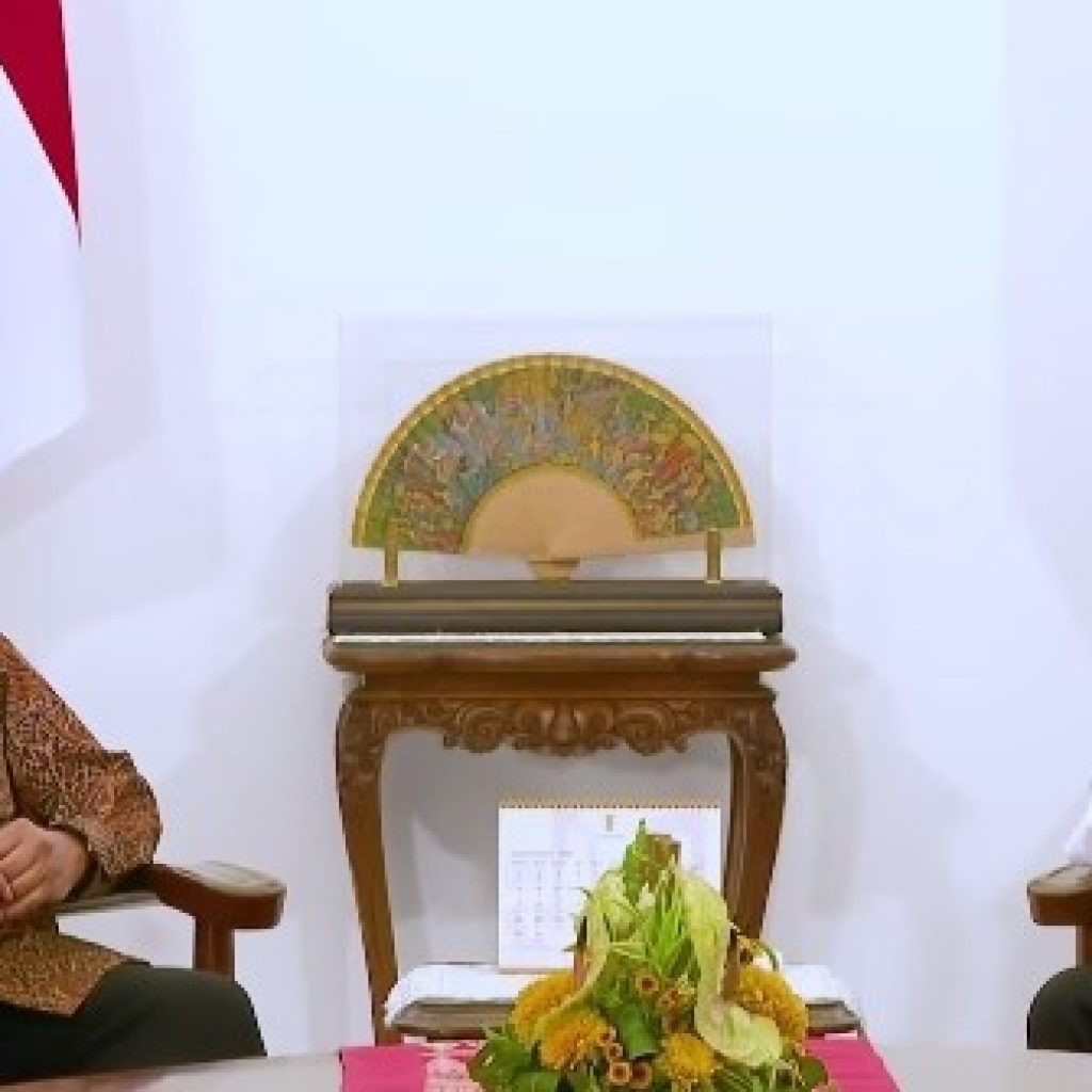 Presiden ke-6 RI Susilo Bambang Yudhoyono (SBY) menemui Presiden Jokowi di Istana Merdeka, Jakarta, Sabtu (21/9/2024). Foto: Tangkapan Layar YouTube Sekretariat Presiden