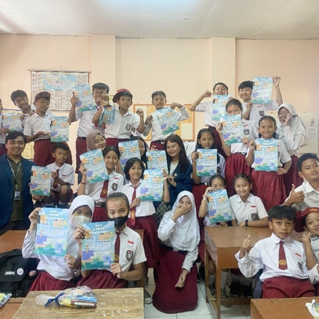 Yuk Nabung! Mahasiswa KKN Undip Tanamkan Pentingnya Menabung sejak Dini kepada Siswa SD Negeri Bulu