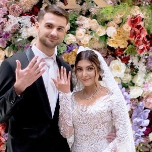 Jadi Sorotan Usai Dinikahi Bule Jerman, Berikut Profil dan Biodata Selebgram Sarah Keihl  