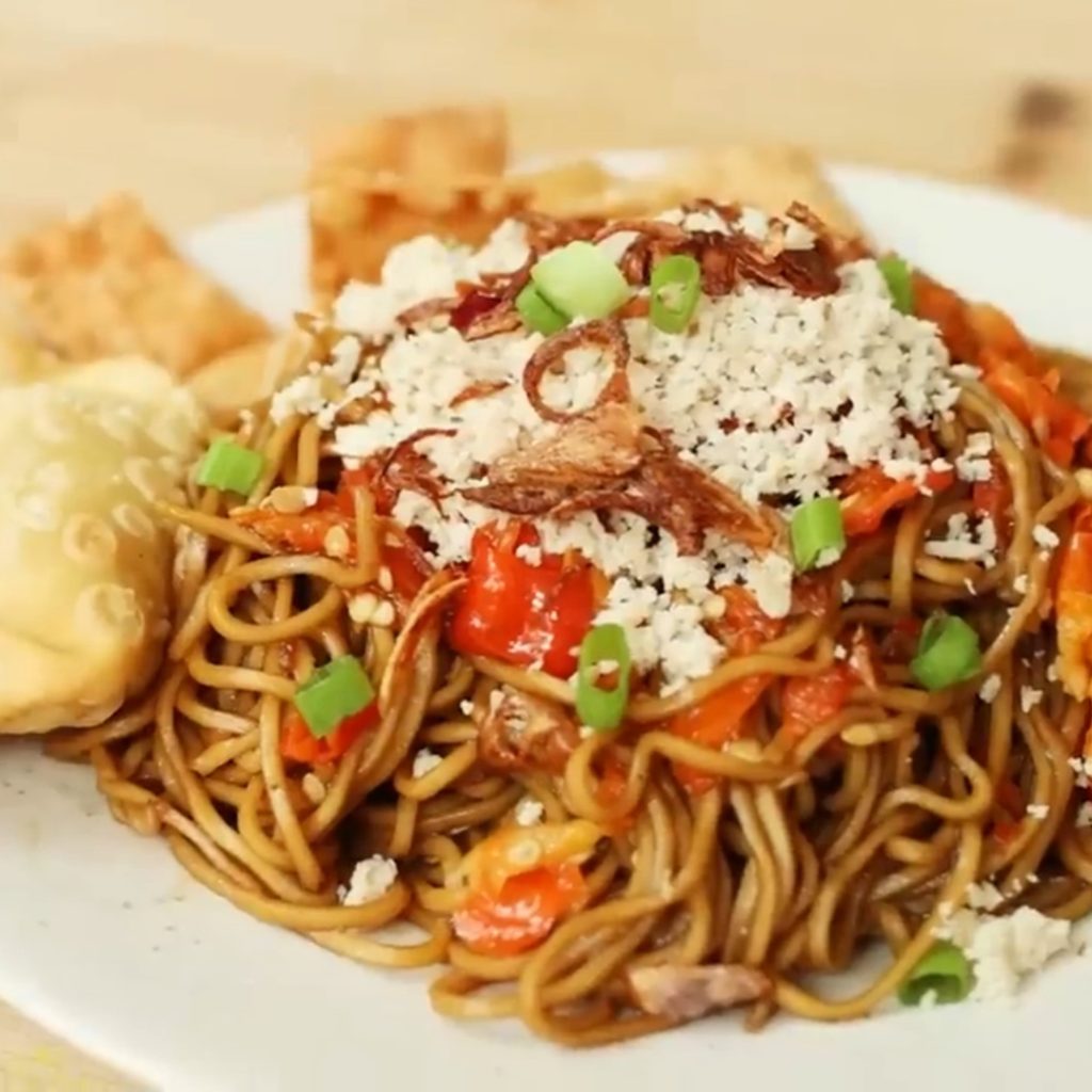 Mie Setan Ala Gacoan. Foto: YouTube Devina Hermawan.