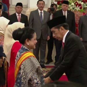 Arti Gelar Kehormatan Bintang RI Adipradana yang Diberikan Presiden Jokowi ke Iriana