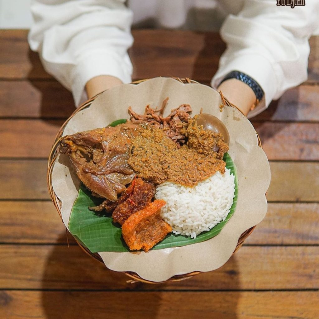 Rekomendasi kuliner di Yogyakarta yang legendaris dan populer sampai saat ini. FOTO: Instagram.com/gudegyudjum
