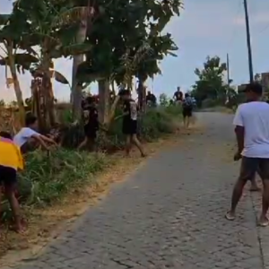 Semarak HUT ke-79 RI, Kumpulan Bocah Talun Desa Ketringan Gelar Aksi Kerja Bakti