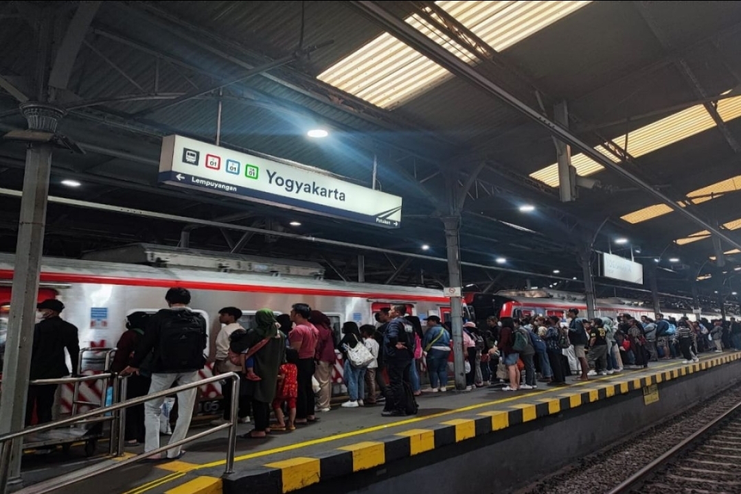 TUTURPEDIA - Mulai 1 September, Penumpang 44 Kereta Api di Stasiun Tugu Bisa Naik-Turun di Lempuyangan