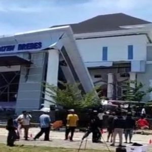 Kronologi Teras KPT Brebes Ambruk: Angin Kencang, Suara Retakan, hingga Korban Luka