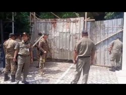 Warga Resah, Ari Pemilik Rumah di Semarang Kembali Pasang Pagar Setelah Dibongkar Satpol PP