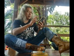 Aksi Kebaikan Tanpa Batas dari Blora: Dermawan Gondrong yang Tak Hanya Membagikan Al-Qur’an, Kini Turun Tangan Bersihkan Masjid dan Musholla Kotor!