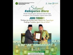 JUARA 1 NASIONAL! Blora Raih Penghargaan Bergengsi ‘Anugerah Cinta PAI 2025’, Bukti Komitmen Kuat Bupati Arief Rohman pada Pendidikan Agama!