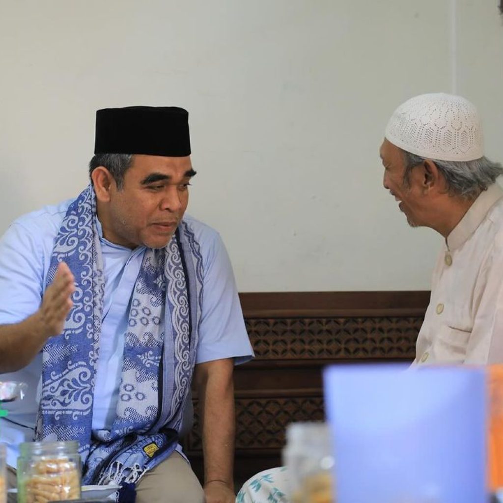 Sekjen Gerindra ungkapkan bela sungkawa atas meninggalnya istri Habib Rizieq Shihab. Foto: Instagram.com/ahmadmuzani2