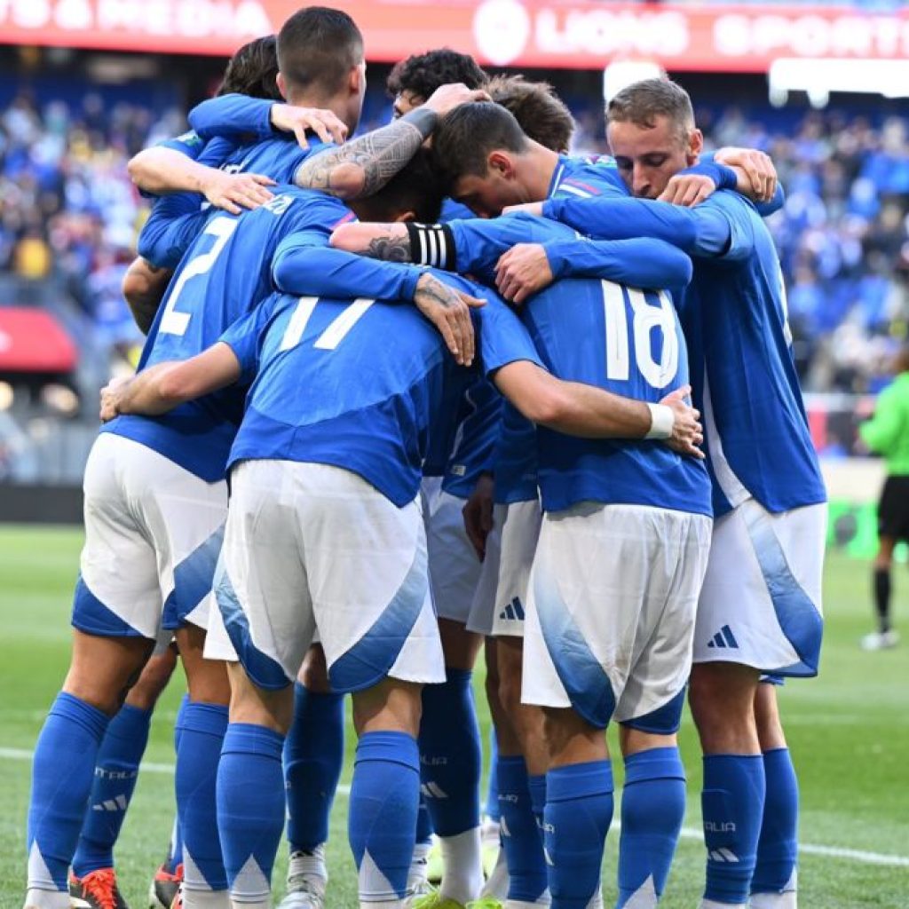 TUTURPEDIA - Italia Bungkam Ekuador Dua Gol di Red Bull Arena