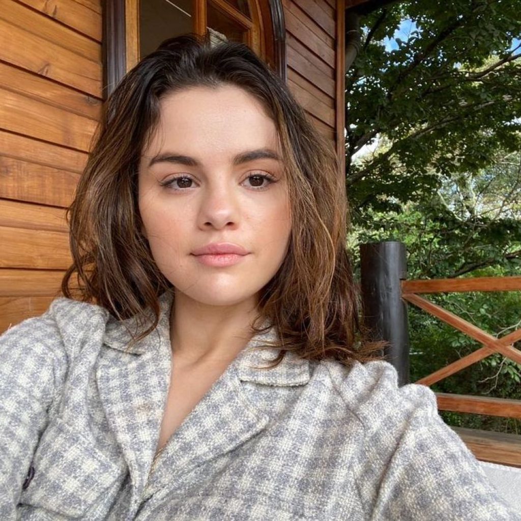 Selena Gomez dihujat netizen usai posting foto konser SNSD. Foto: instagram.com/selenagomez