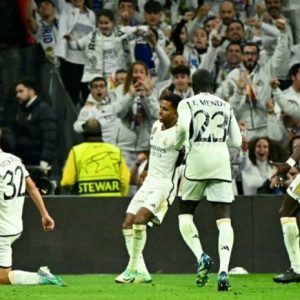 Sempat Imbang, Real Madrid Pukul Balik Napoli dengan Skor 4-2 di Bernabeu