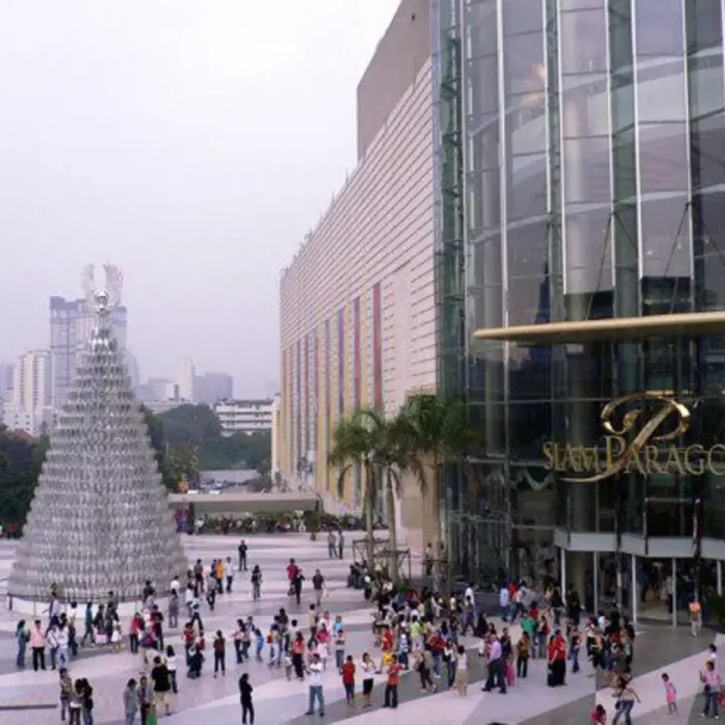 Pihak Mal Siam Paragon sampaikan hal ini usai peristiwa penembakan. FOTO: Facebook.com/siamparagonshopping
