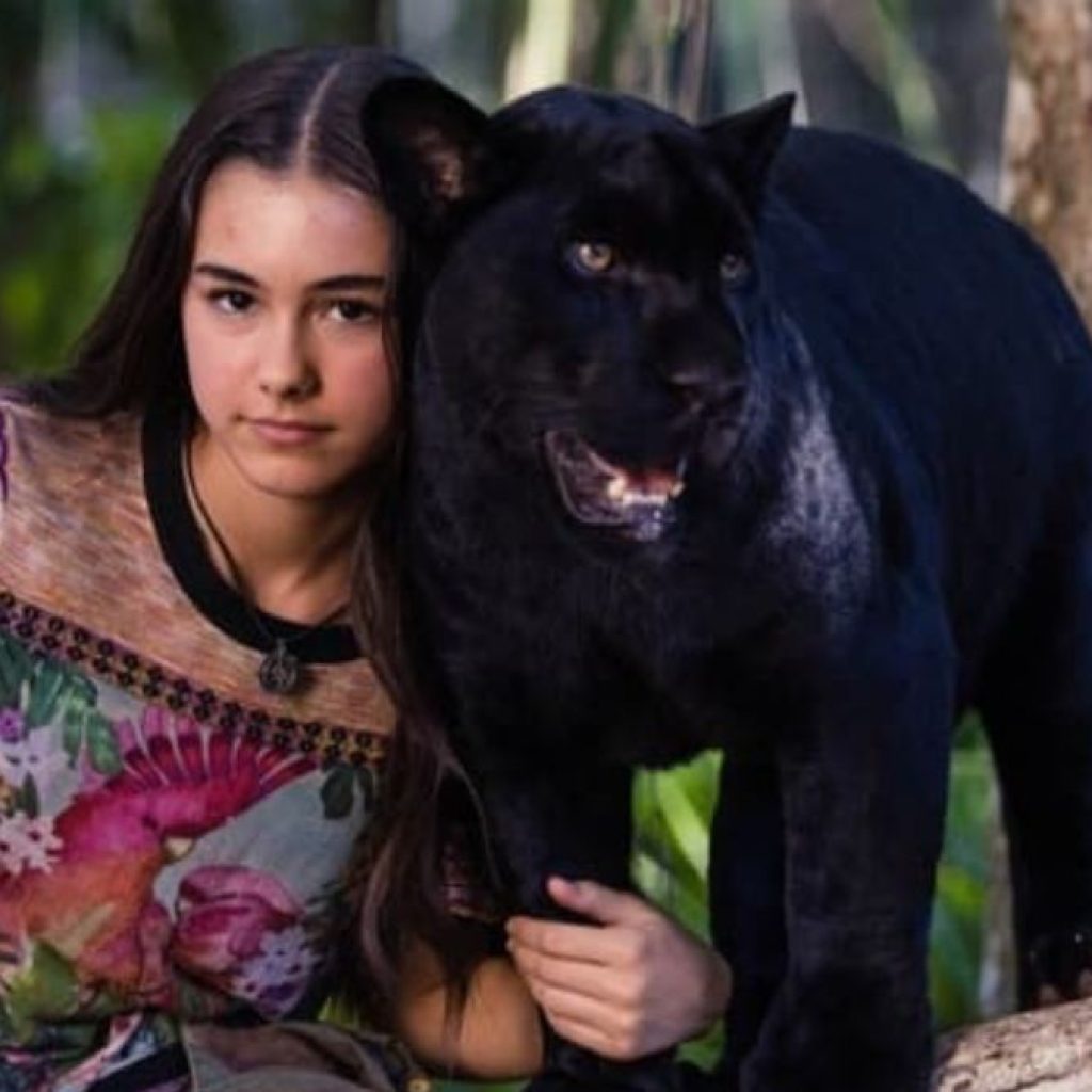TUTURPEDIA - Sinopsis Film Autumn and the Black Jaguar Tayang di Bioskop, Siap Menghibur Anak di Masa Liburan!