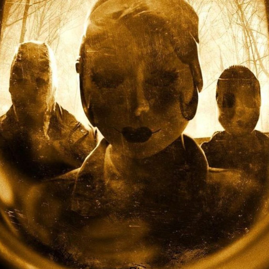 TUTURPEDIA - Sinopsis Film The Strangers: Chapter 1 yang Tayang di Bioskop Mulai 7 Juni 2024