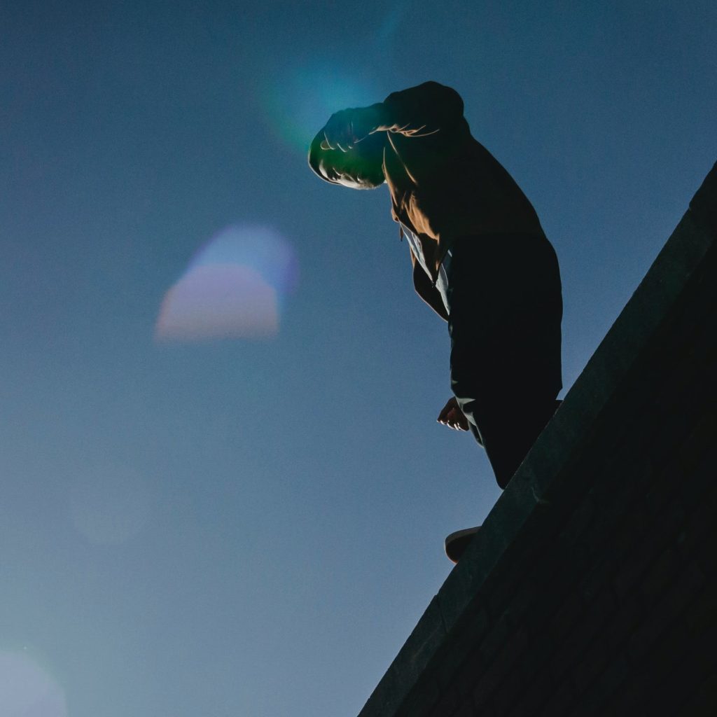 Siswi SMAN 3 Bandung Loncat dari Lantai 3 Hingga Alami Patah Tulang. Foto: pexels.com/@mary-taylor