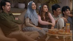 Tembus 100 Ribu Penonton, Film 'Titip Bunda di Surga-Mu' Jadi Ruang Refleksi Keluarga Indonesia 5 TUTURPEDIA - Tembus 100 Ribu Penonton, Film 'Titip Bunda di Surga-Mu' Jadi Ruang Refleksi Keluarga Indonesia