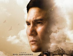 Tanah Runtuh Rilis Trailer dan Poster Perdana, Angkat Kisah Haru Dua Anak di Tengah Konflik Poso