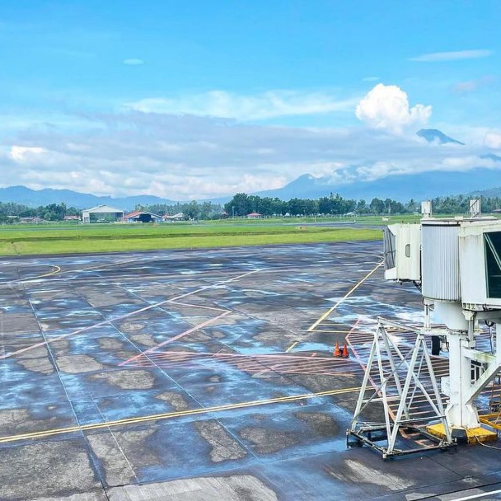 Status Gunung Ruang Turun, Bandara Sam Ratulangi Manado Kembali Normal Beroperasi Usai 4 Hari Ditutup