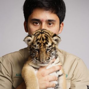 Anak Harimau Peliharaannya Mati, Alshad Ahmad Dihujat Warganet