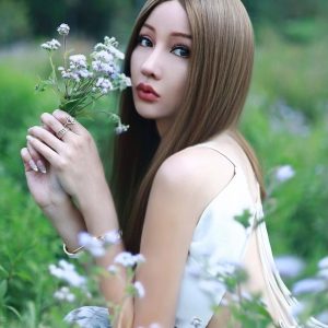 Disebut Transgender dan Dihujat, Lucinta Luna Menangis Hingga Ngaku Depresi