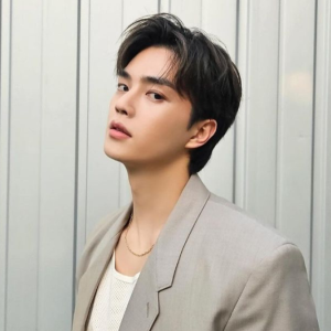 Profil Lengkap dan Perjalanan Karier Song Kang yang Mencuri Perhatian di Drakor My Demon