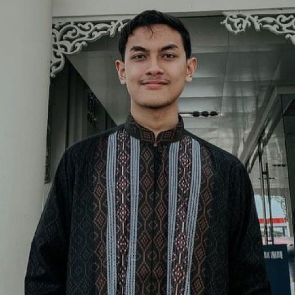 TUTURPEDIA - Mengenal Lebih Dekat Sosok Hebat Rayhan Korban Bullying