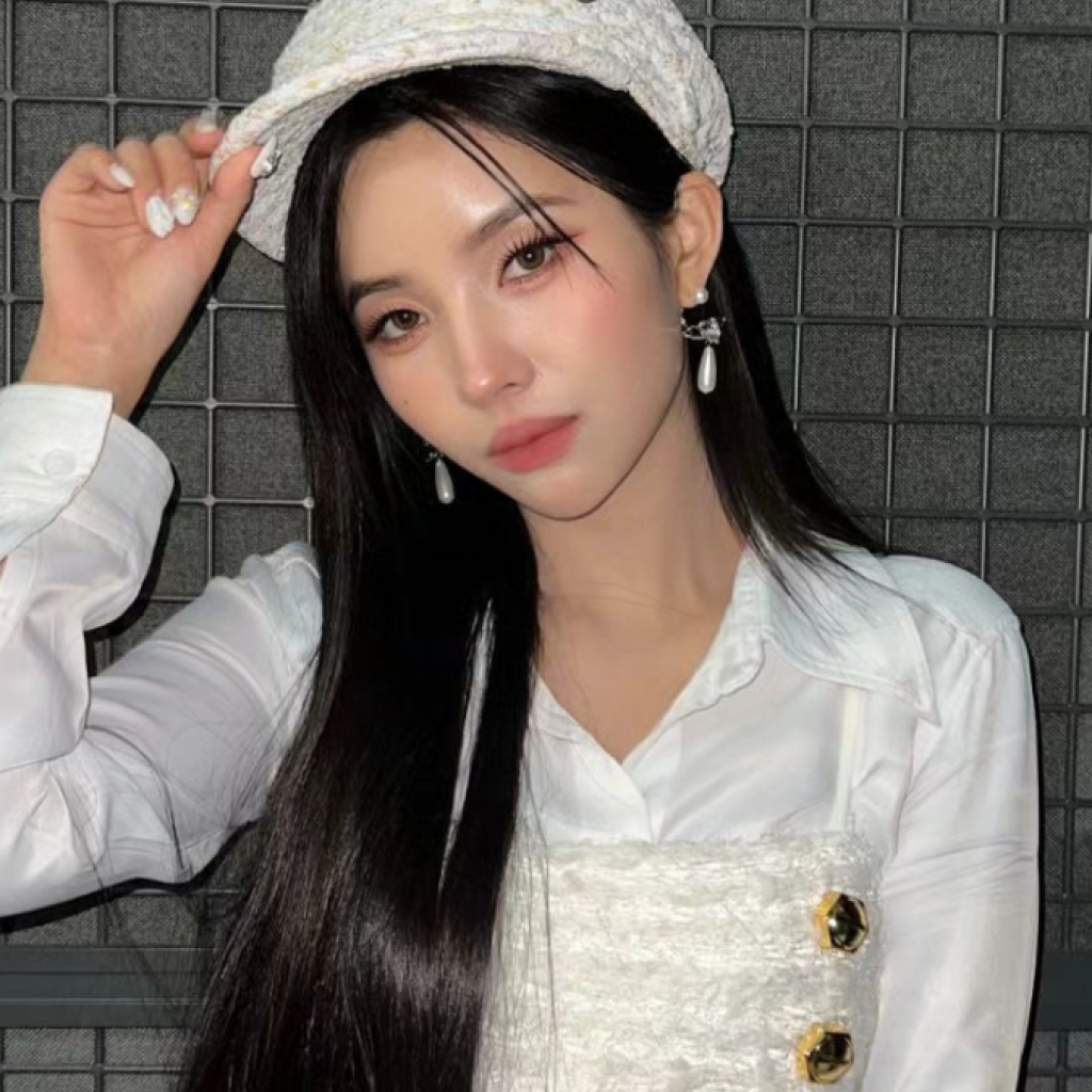Jeon Soyeon keluar dari Cube Entertainment. Foto: instagram.com/tiny.pretty.j