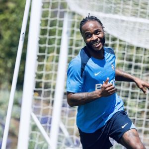 Drama Sterling vs Chelsea, Bukti Kacaunya Strategi Pembelian Pemain The Blues