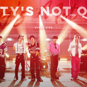 Stray Kids Rayakan Ulang Tahun Penggemar dengan Rilis Single Baru, “Party’s Not Over”