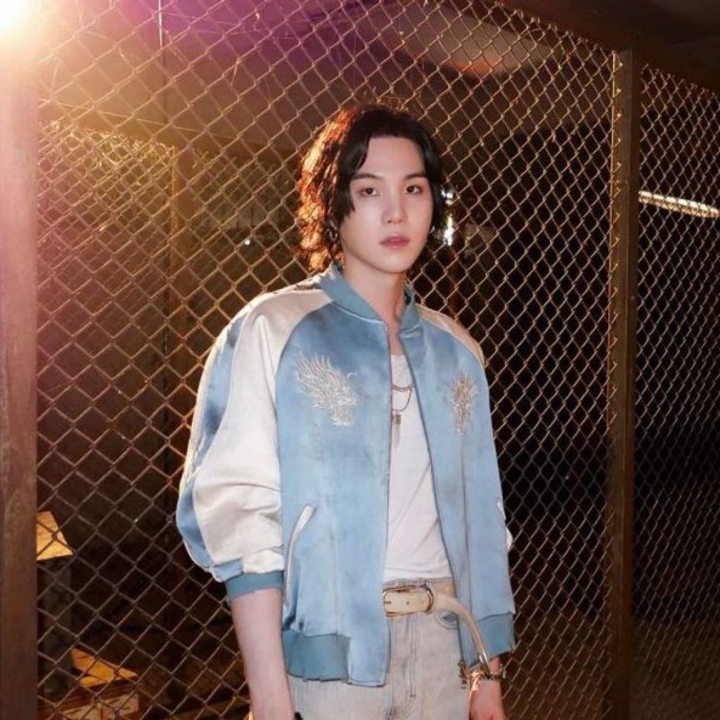 Suga BTS dikabarkan mengonsumsi alkohol melebihi batas legal di Korsel sebelum insiden skuter listrik. Foto: instagram.com/agustd