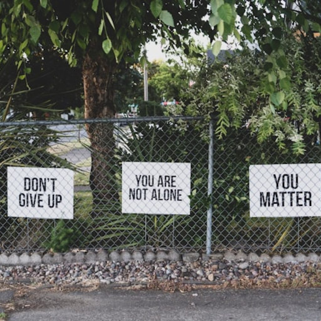 Sosok MJ diduga lakukan aksi mengakhiri hidup dan disiarkan langsung melalui akun Instagram miliknya. Foto: unsplash.com/dmey503